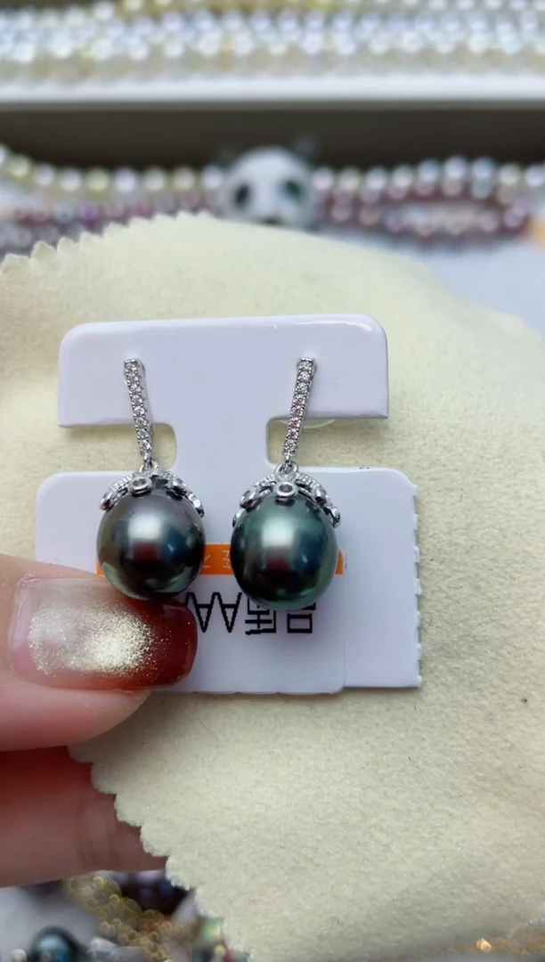 【闪购商品】海水珍珠耳饰银S925镶嵌W88