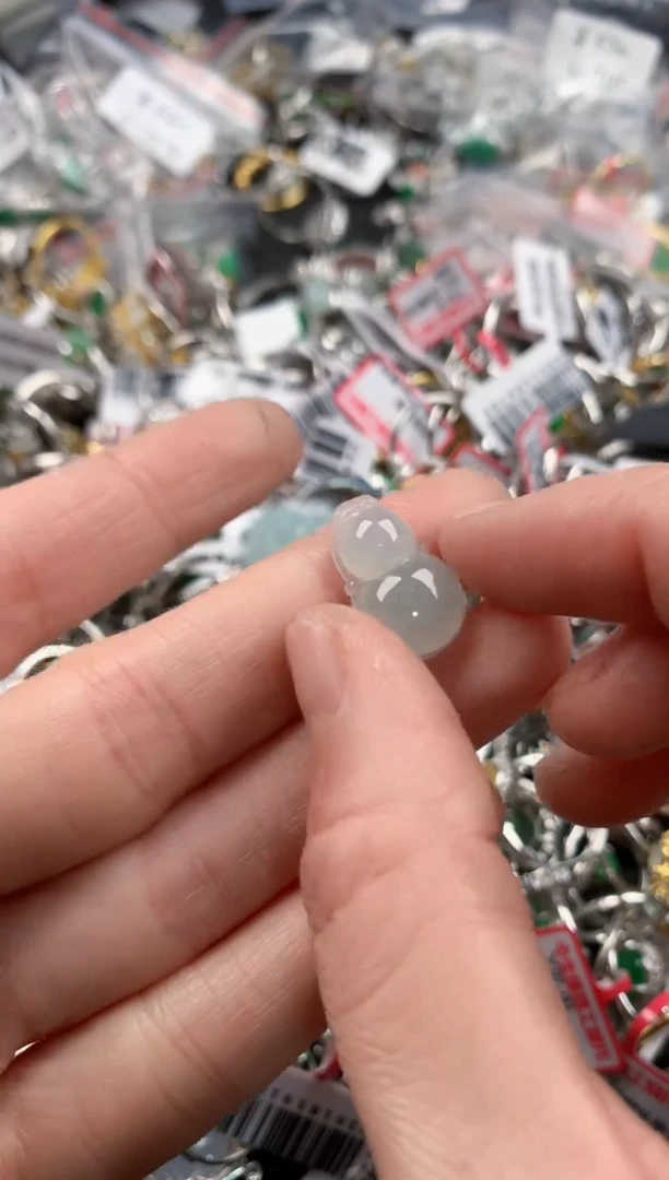 银S925镶嵌戒指翡翠3      3