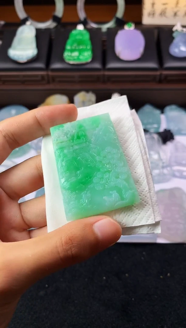 未镶嵌定制翡翠何**色5006毛货不退不换