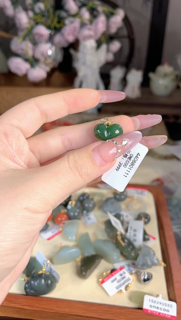 吊坠(不含链)银S925镶嵌和田玉多样性发其一孤品默认微瑕