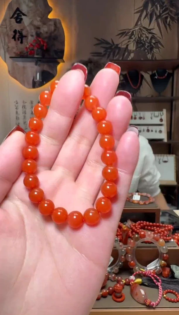 未镶嵌原矿无优化无注胶手串南红玛瑙一条约8mm