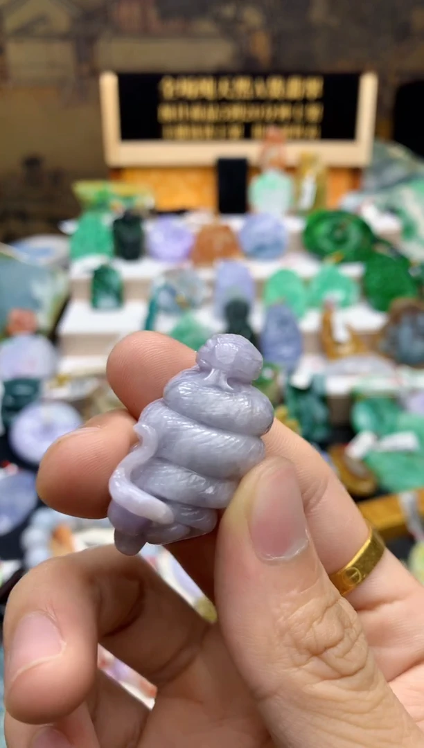 颈饰未镶嵌翡翠天然A货翡翠