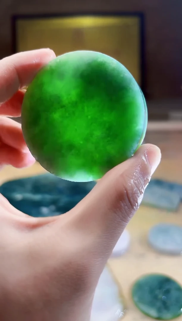 翡翠挂件未镶嵌A货张麦6219