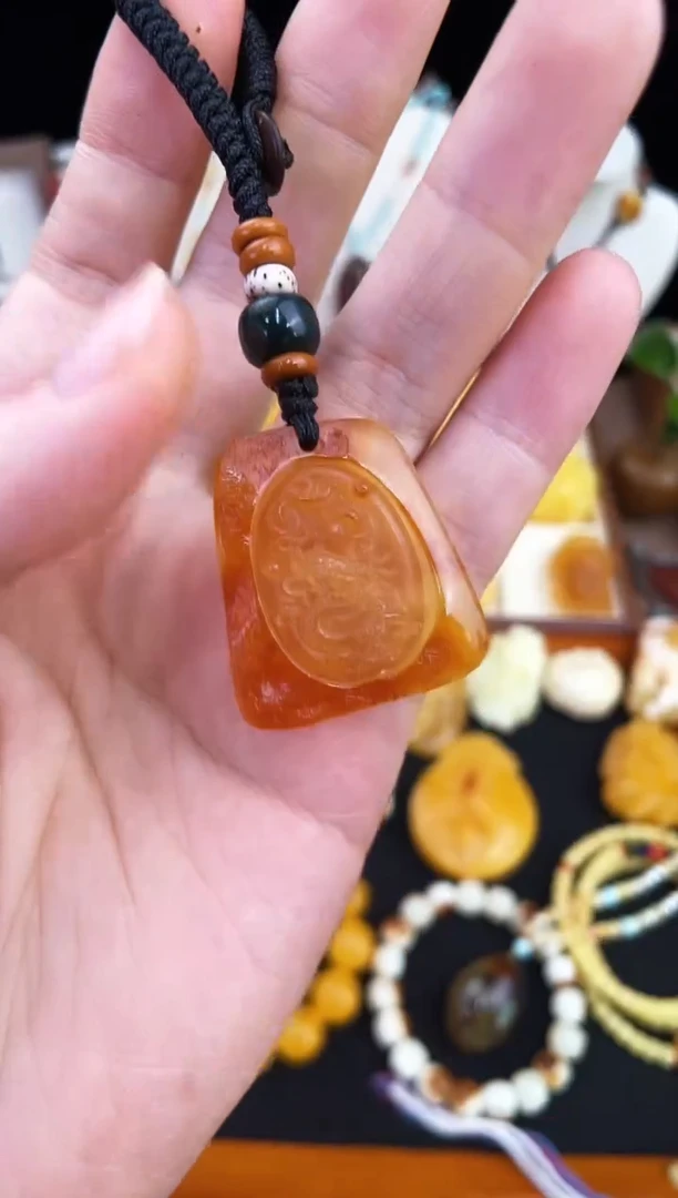 琥珀未镶嵌珠宝奇石柒月