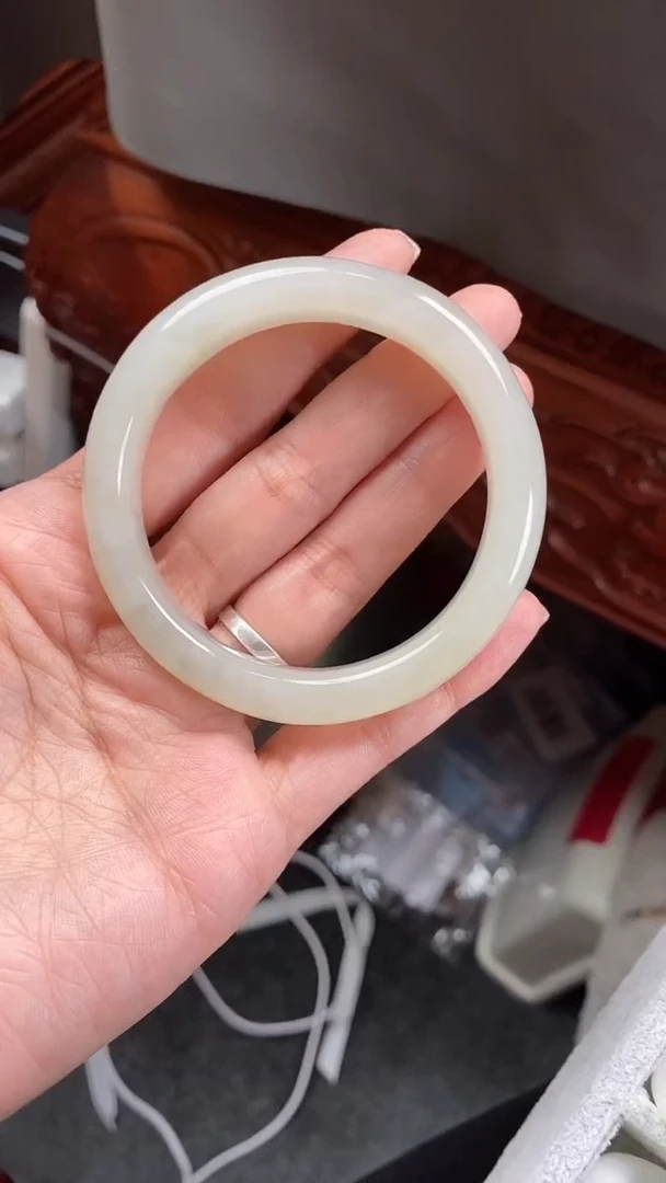 未镶嵌手镯和田玉?****?和田玉青海料手镯57mm