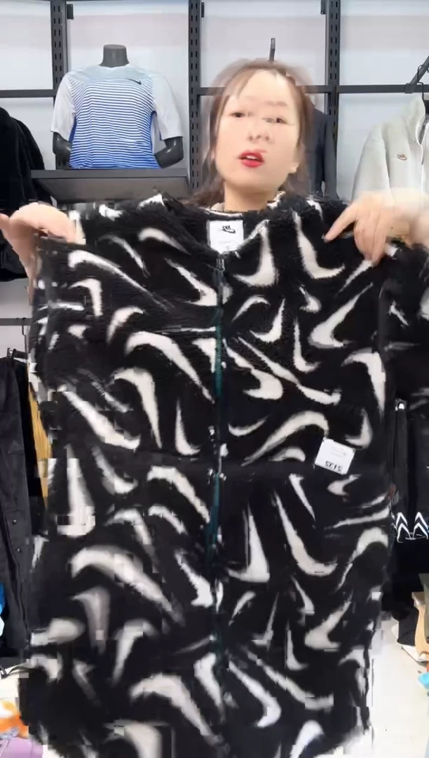 2132  编码  瑕疵直播间过款为准 尺码M