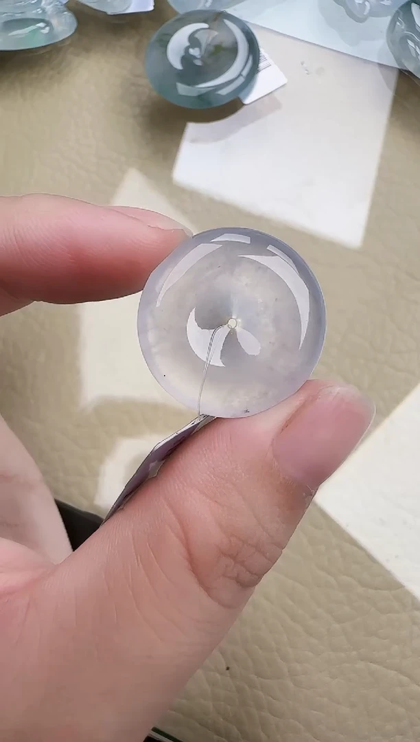 翡翠未镶嵌颈饰 缅甸翡翠A货