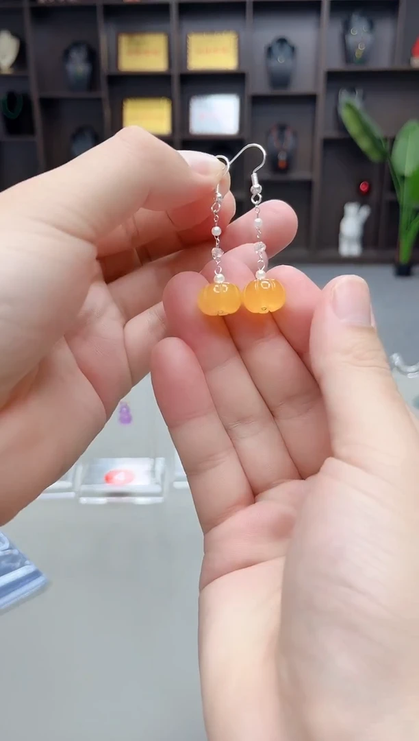 未镶嵌耳饰玛瑙/玉髓W06