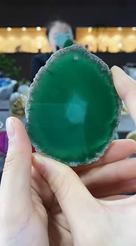 未镶嵌颈饰玛瑙/玉髓美**生玛瑙