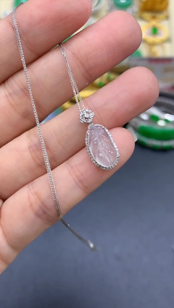 颈饰18K金镶嵌翡翠213-中国好珍宝