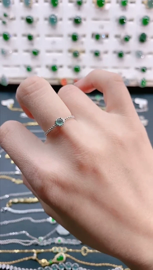 【闪购商品】翡翠戒指银S925镶嵌天然翡翠