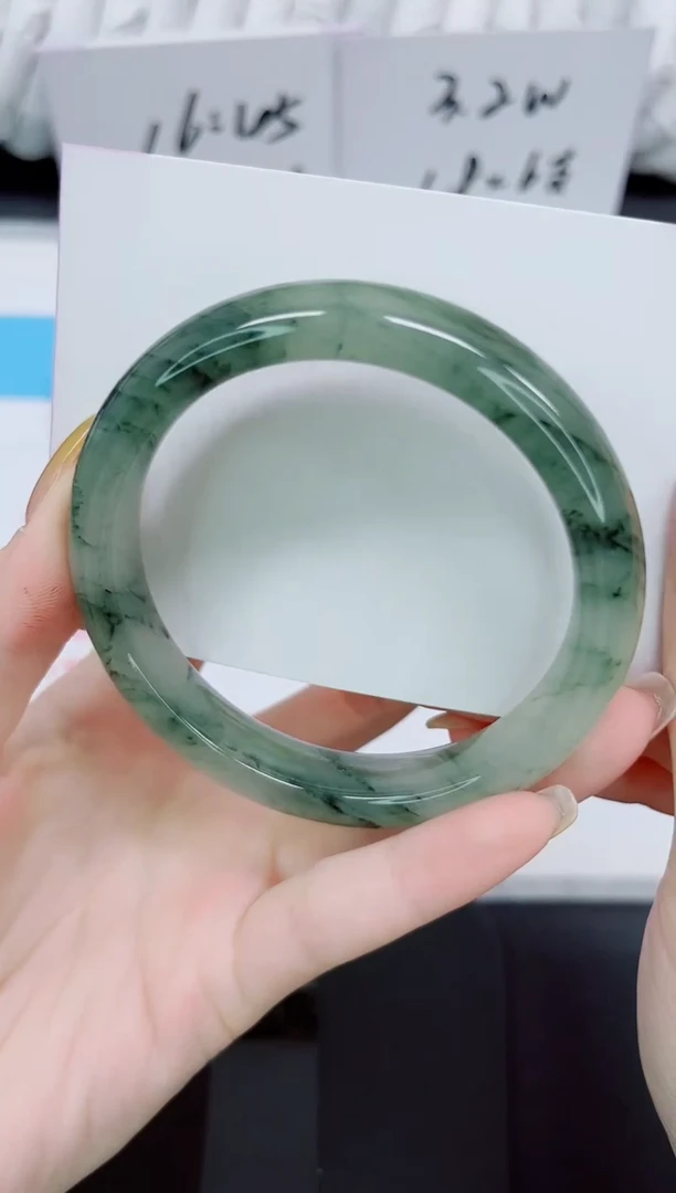 石英质玉手镯未镶嵌207