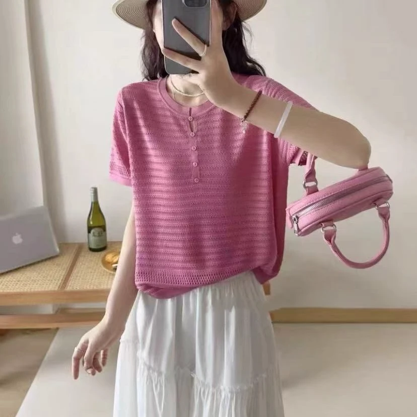 气质女人味显瘦镂空上衣