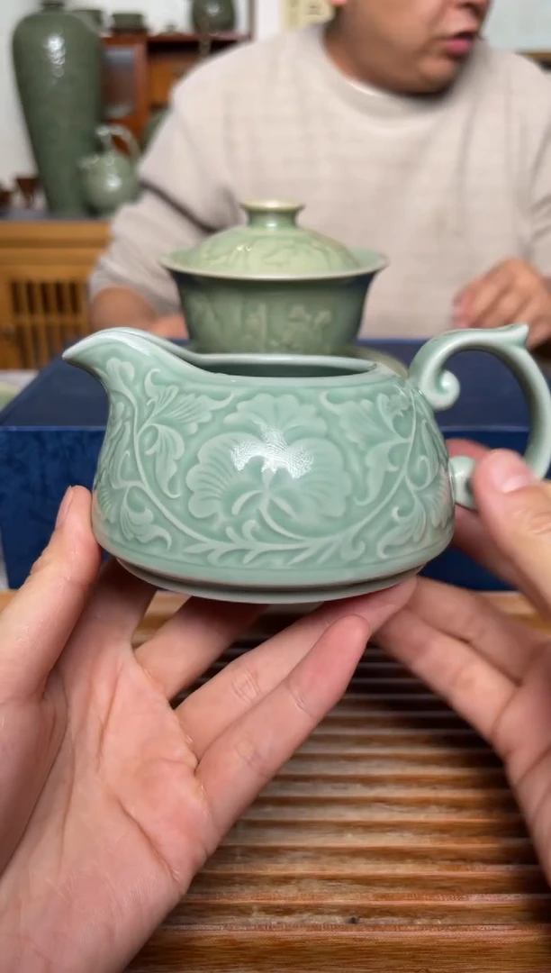 【闪购商品】其他耀州窑缠枝牡丹公道杯