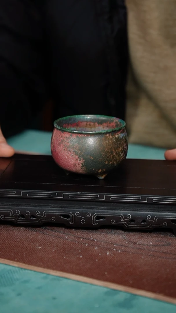 【闪购商品】16-1三足炉式杯（炉钧釉）