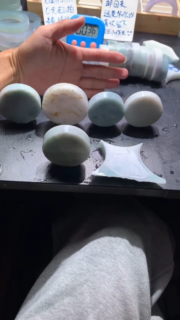 【闪购商品】翡翠挂件未镶嵌边角