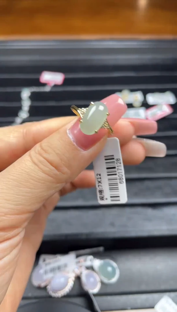 银S925镶嵌戒指翡翠天然翡翠A货