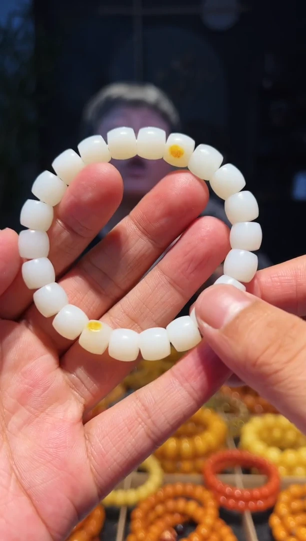 手串未镶嵌和田玉10+直切