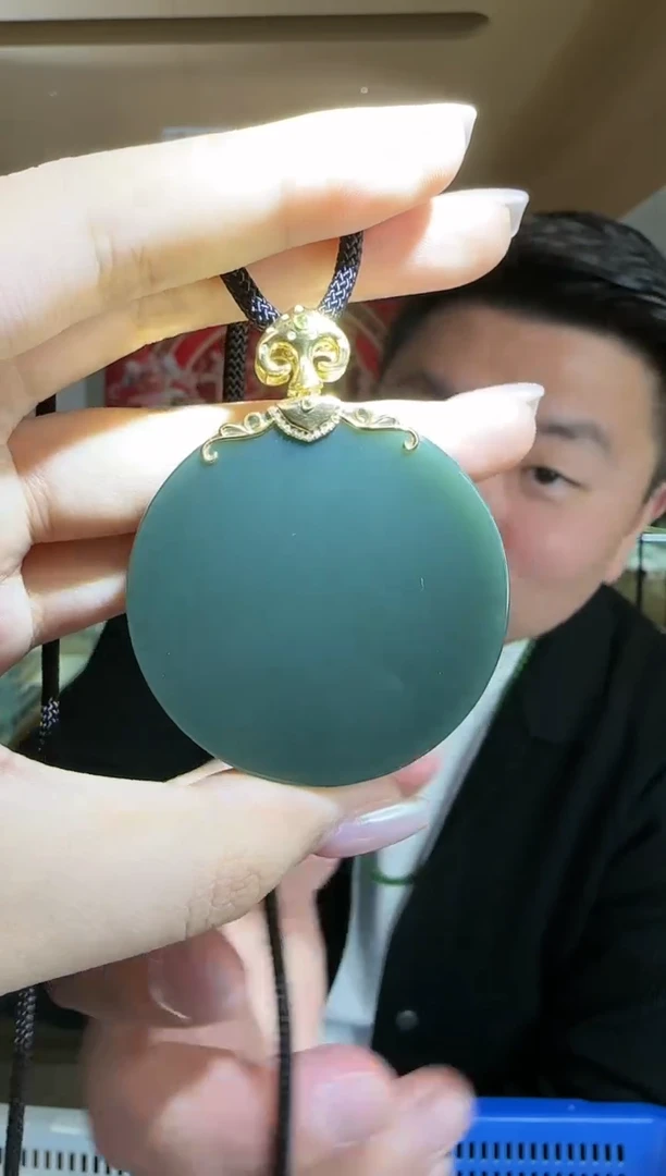 【闪购商品】和田玉吊坠18K金镶嵌0120-044