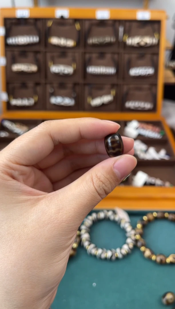 玛瑙/玉髓（覆膜）颈饰未镶嵌2.（微瑕随机发货）