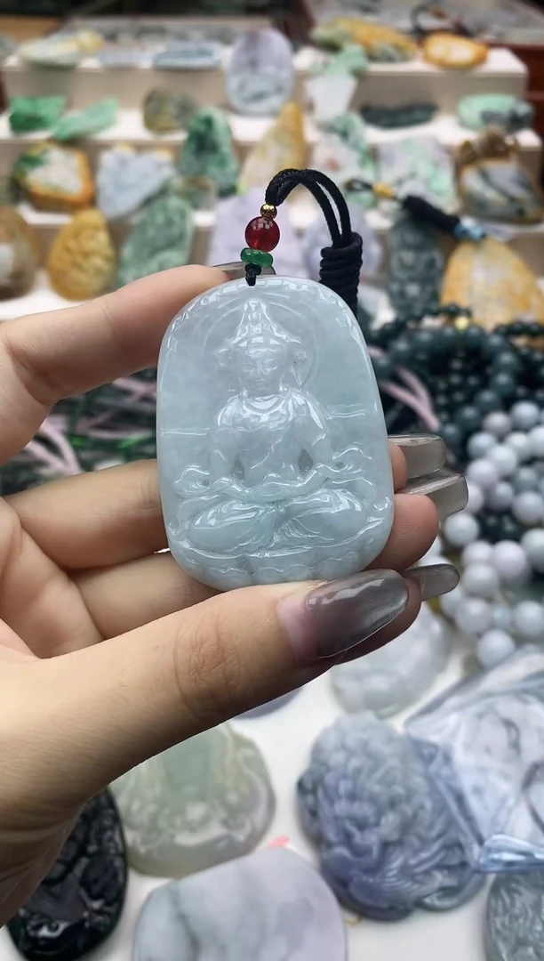 颈饰未镶嵌翡翠1