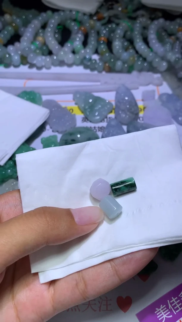 翡翠挂件未镶嵌MJX041114