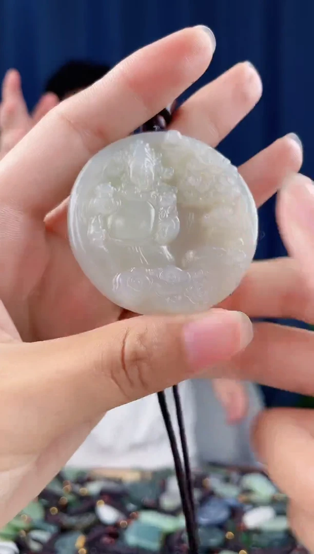 未镶嵌和田玉挂件拍一发一，多样性发货