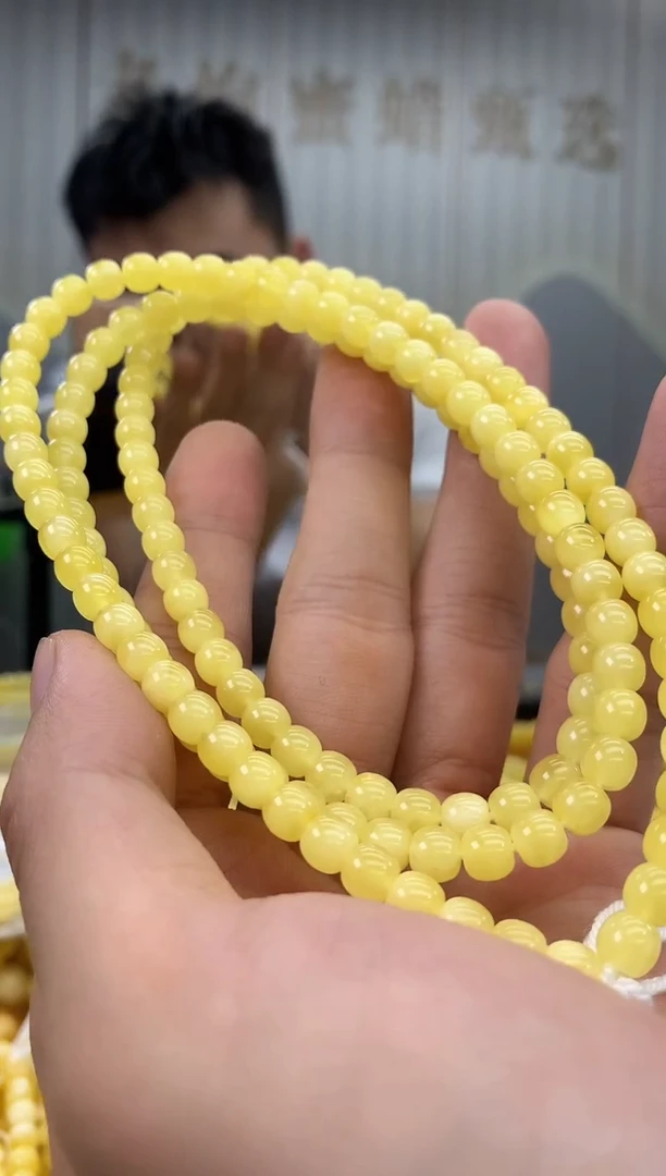 裸石琥珀未镶嵌链子