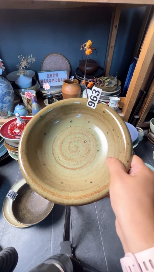 瓷片听**雨963陶泥绿卷边盘