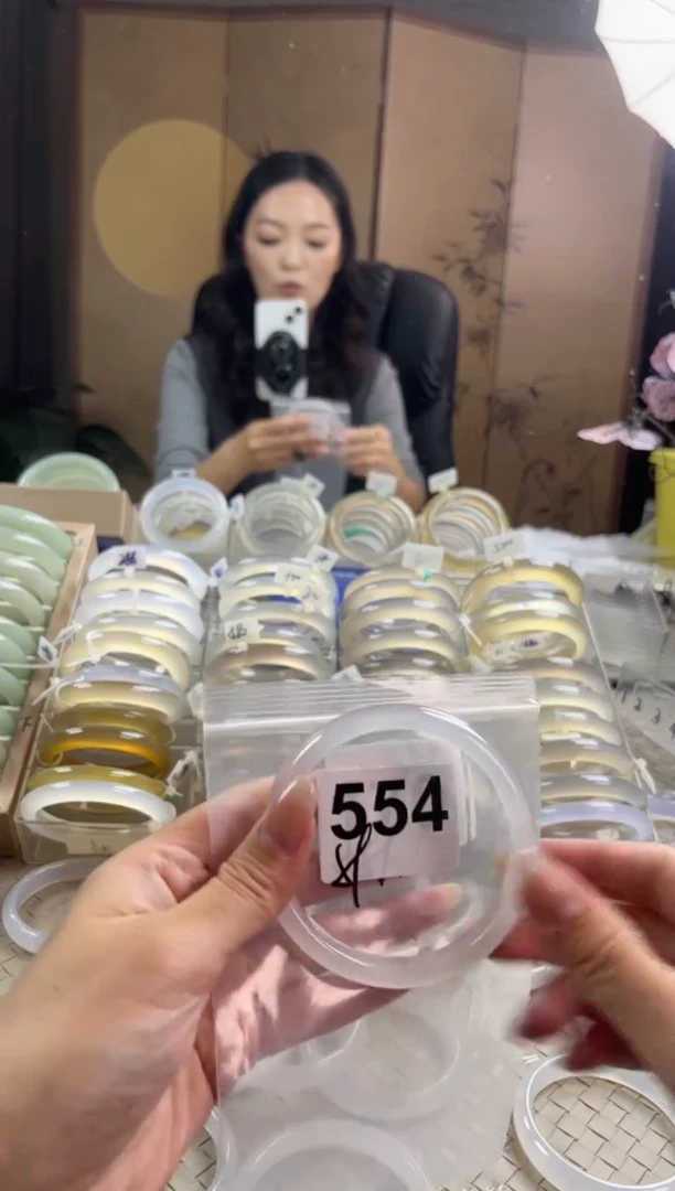 手镯玛瑙/玉髓未镶嵌554