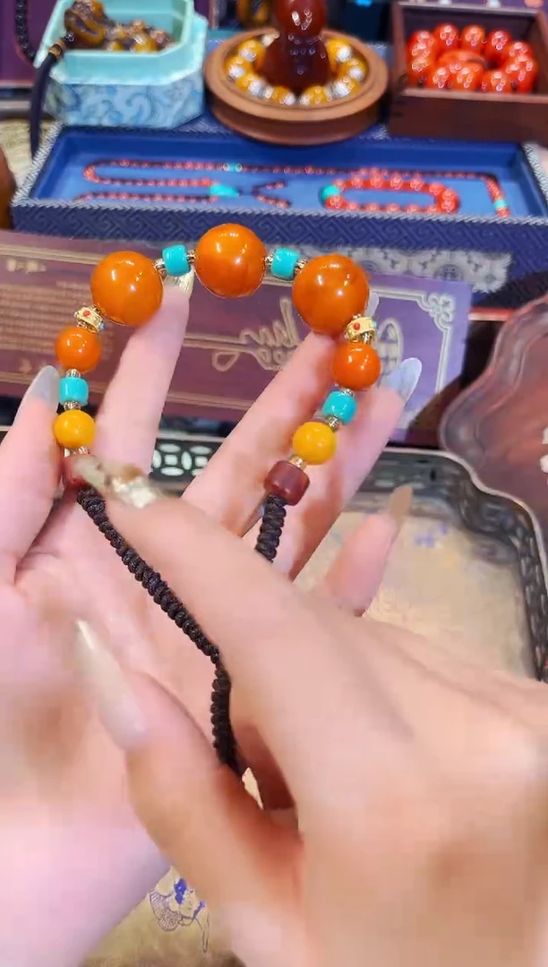 【闪购商品】蜜蜡颈饰未镶嵌年关将至，最后一场16