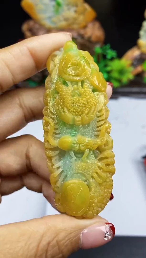 【闪购商品】翡翠颈饰未镶嵌翡翠A货