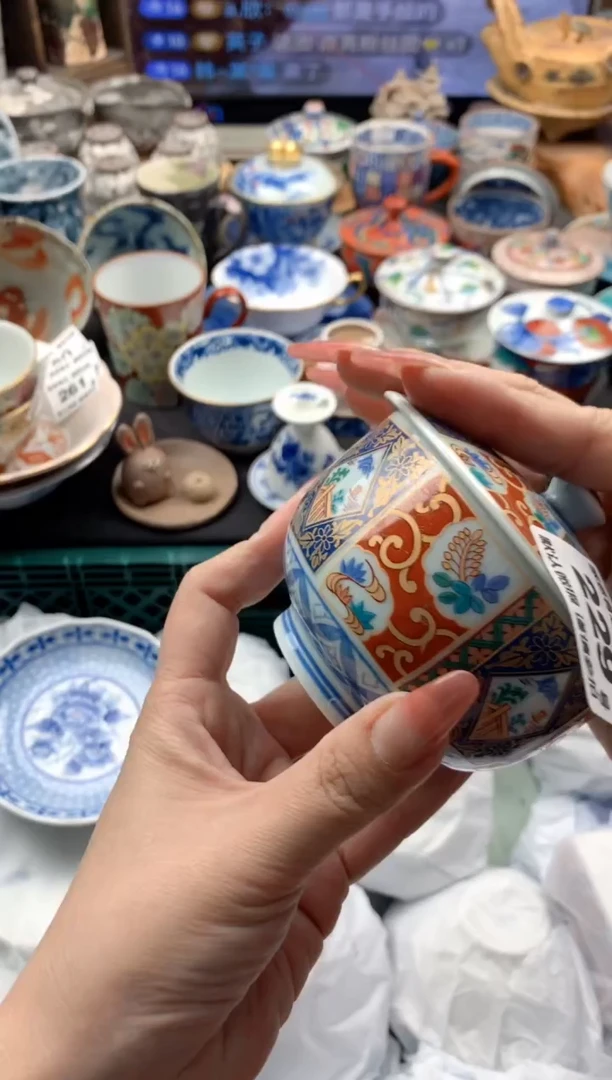 g*229号九姑娘工艺品瓷器