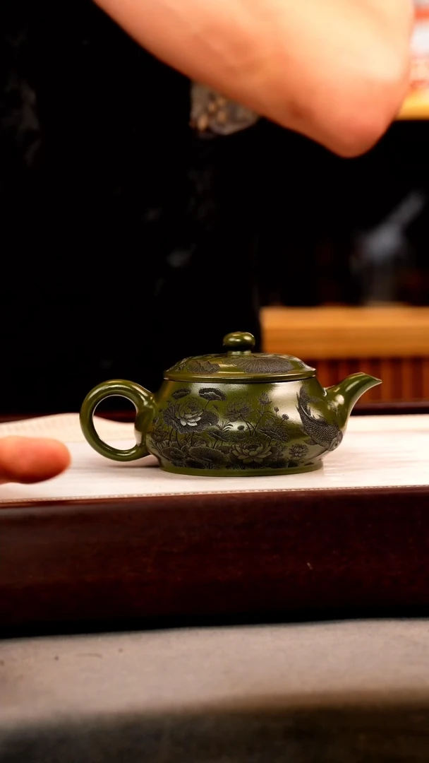 茶壶紫砂绿泥 明炉 年年有余