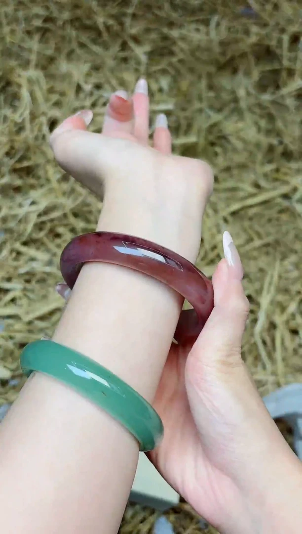 未镶嵌手镯石英质玉3095金丝玉62