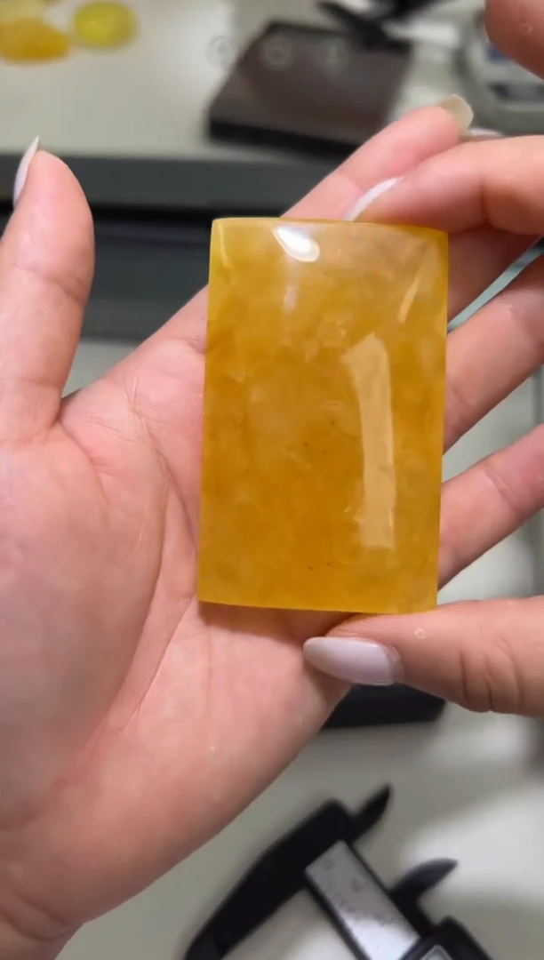裸石琥珀未镶嵌琥珀蜜蜡吊坠