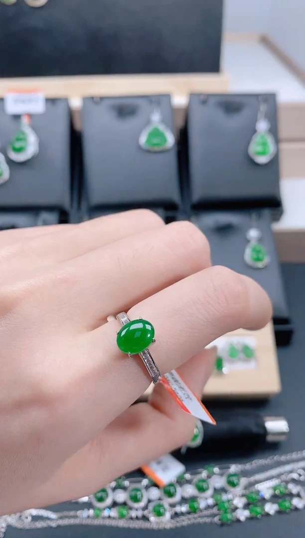 银S925镶嵌戒指翡翠天然翡翠