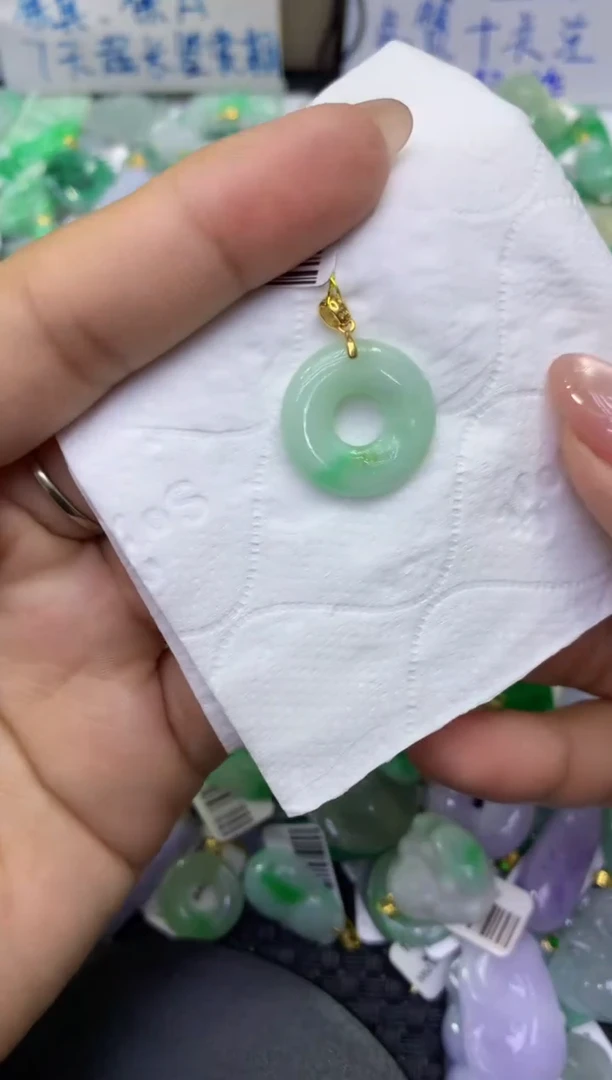 颈饰未镶嵌翡翠天然缅甸A货翡翠