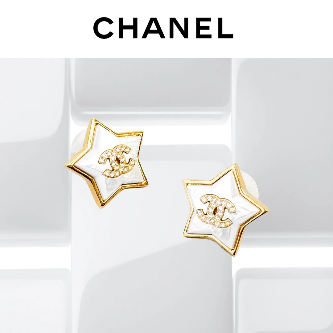 99新 Chanel/香奈儿 金色拼白色 五角星 耳钉