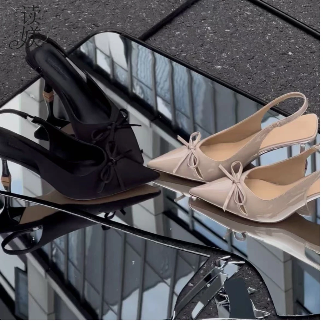 读媄5.5cm裸色尖头蝴蝶结2025新款浅口高跟鞋舒适后空凉鞋95007