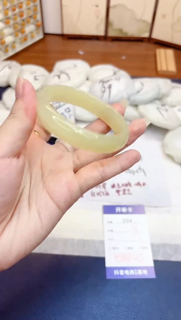 石英质玉手镯未镶嵌204-晴水-圈口58