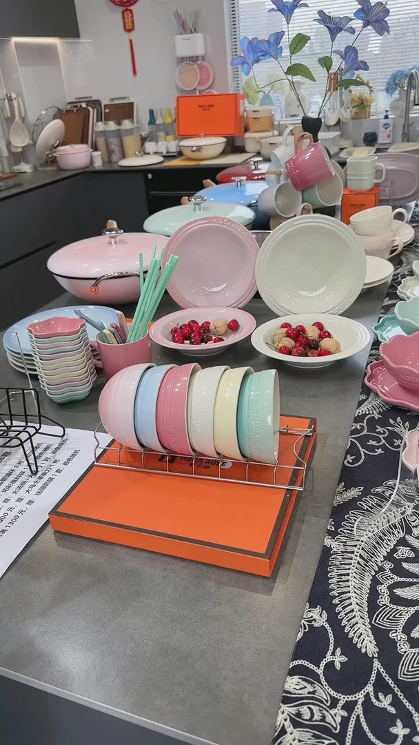 【闪购商品】瓷六色米饭碗