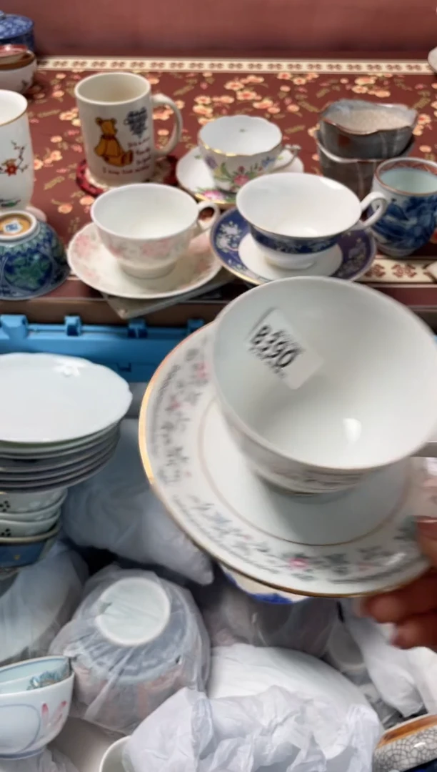瓷片是****子瓷器瓷器B390