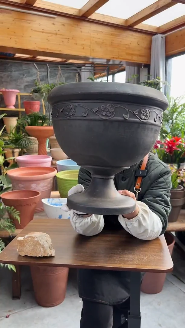 33*32/黑色外贸尾单福利酒杯花盆/G33