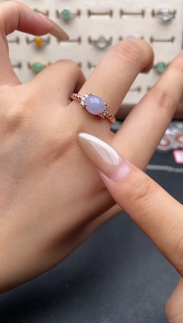 未镶嵌戒指翡翠一物一证一礼盒