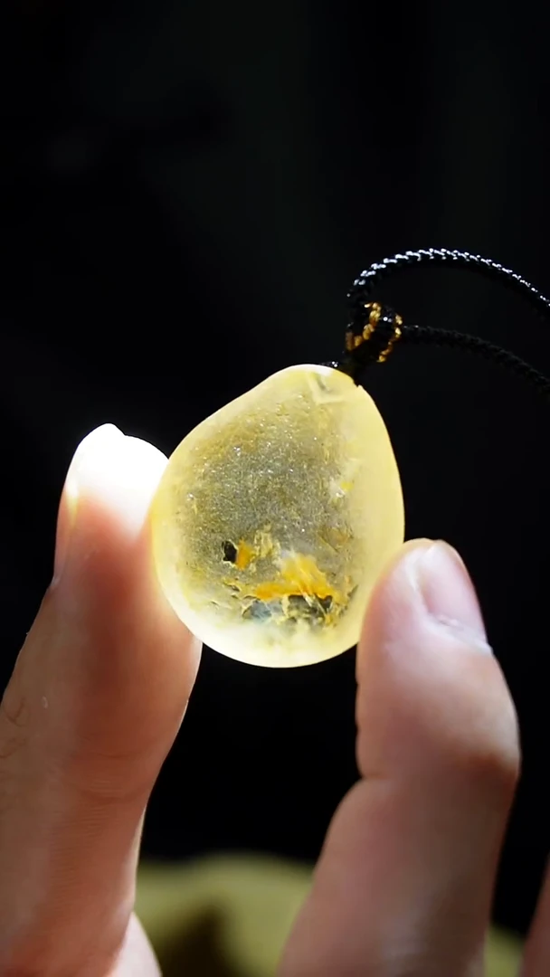 吊坠(赠链)未镶嵌水晶水晶