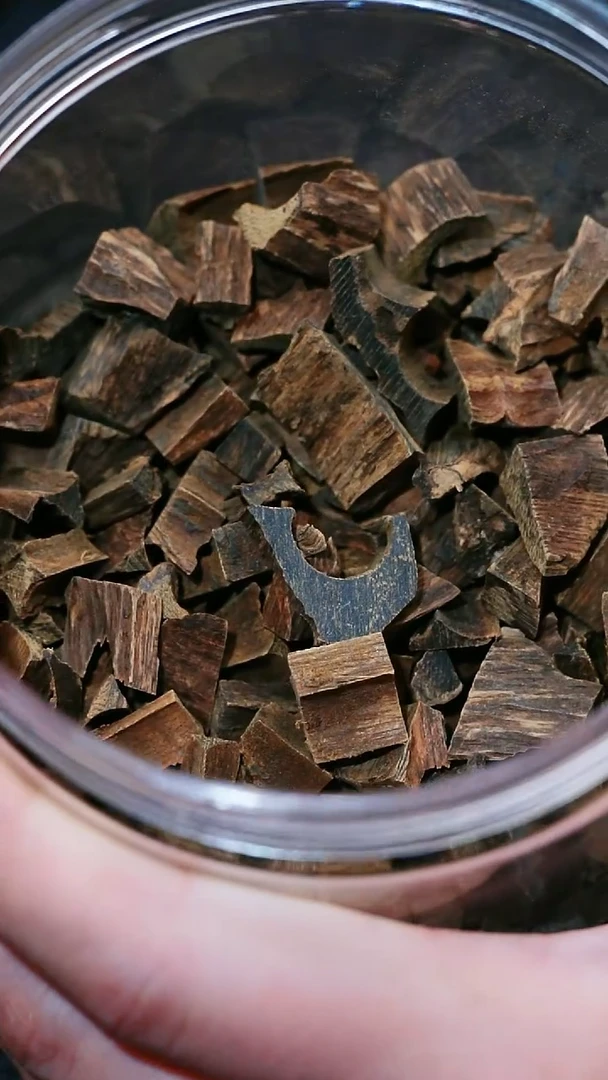 沉香碎屑沉香绝味达拉干黑棋沉水料1克