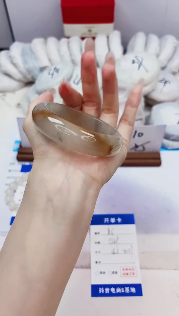 石英质玉手镯未镶嵌86-财气镯-圈口56