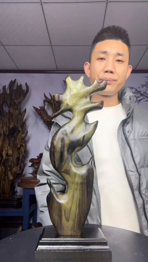 金丝楠木雕款T*哥金丝楠木工艺品摆件