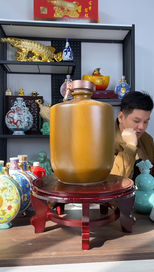 10斤头锅瓶  微瑕介意者慎拍